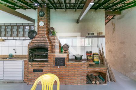 Casa à venda com 290m², 5 quartos e 3 vagas Casa à venda com 290m², 5 quartos e 3 vagasEspaço Gourmet