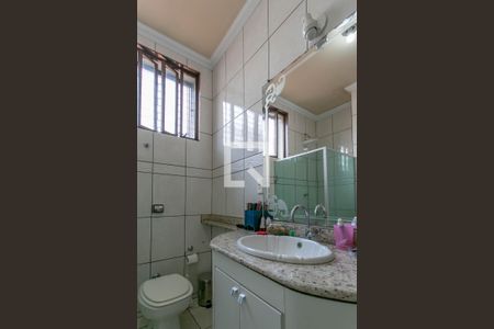 Casa à venda com 290m², 5 quartos e 3 vagas Casa à venda com 290m², 5 quartos e 3 vagasBanheiro Social