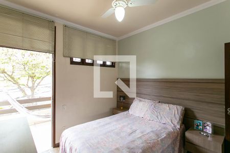 Casa à venda com 290m², 5 quartos e 3 vagas Casa à venda com 290m², 5 quartos e 3 vagasQuarto 4