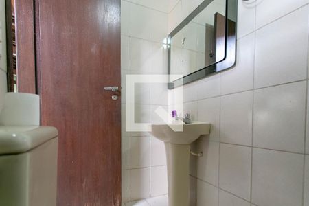 Casa à venda com 290m², 5 quartos e 3 vagas Casa à venda com 290m², 5 quartos e 3 vagasBanheiro