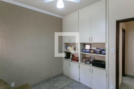 Casa à venda com 290m², 5 quartos e 3 vagas Casa à venda com 290m², 5 quartos e 3 vagasEscritório