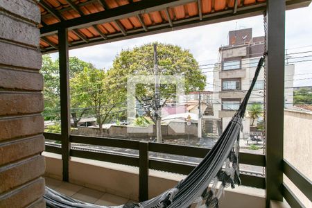 Casa à venda com 290m², 5 quartos e 3 vagas Casa à venda com 290m², 5 quartos e 3 vagasVaranda