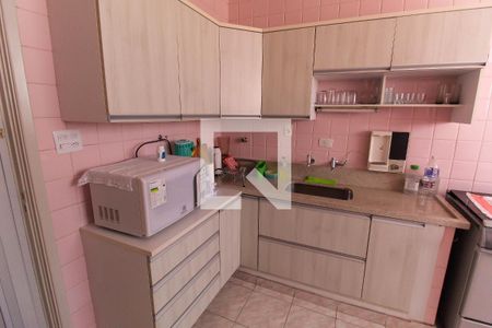Apartamento à venda com 84m², 2 quartos e 1 vaga Apartamento à venda com 84m², 2 quartos e 1 vagaCozinha