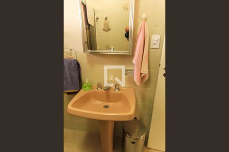 Apartamento à venda com 84m², 2 quartos e 1 vaga Apartamento à venda com 84m², 2 quartos e 1 vagaBanheiro