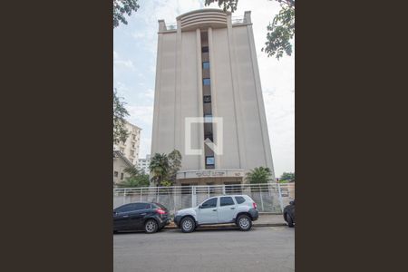 Studio à venda com 28m², 1 quarto e 1 vaga Studio à venda com 28m², 1 quarto e 1 vagaFachada do Condomínio