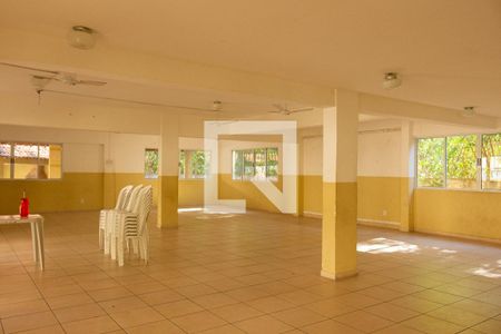 Apartamento para alugar com 60m², 2 quartos e 1 vagaÁrea comum - Salão de festas