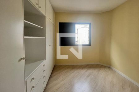 Apartamento para alugar com 112m², 3 quartos e 2 vagas Apartamento para alugar com 112m², 3 quartos e 2 vagasQuarto