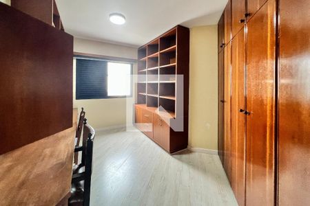 Apartamento para alugar com 112m², 3 quartos e 2 vagas Apartamento para alugar com 112m², 3 quartos e 2 vagasSuíte