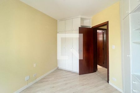 Apartamento para alugar com 112m², 3 quartos e 2 vagas Apartamento para alugar com 112m², 3 quartos e 2 vagasQuarto