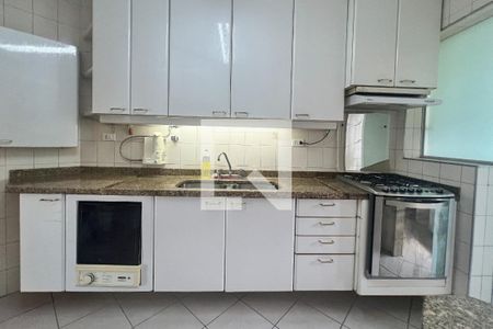Apartamento para alugar com 112m², 3 quartos e 2 vagas Apartamento para alugar com 112m², 3 quartos e 2 vagasCozinha