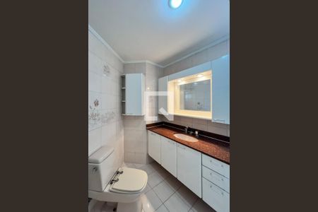 Apartamento para alugar com 112m², 3 quartos e 2 vagas Apartamento para alugar com 112m², 3 quartos e 2 vagasBanheiro da Suíte