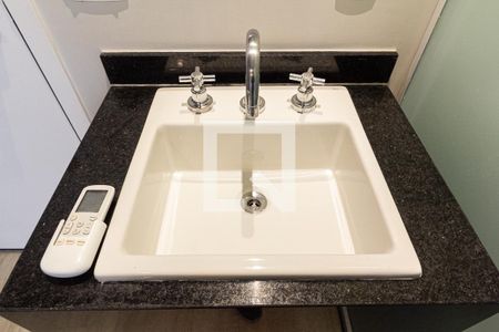 Studio à venda com 30m², 1 quarto e 1 vaga Studio à venda com 30m², 1 quarto e 1 vagaBanheiro
