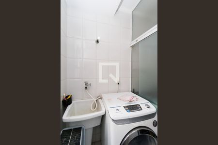 Apartamento à venda com 66m², 2 quartos e 1 vagaÁrea de Serviço