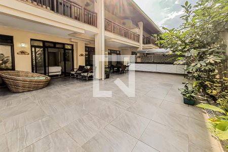 Apartamento para alugar com 124m², 3 quartos e 2 vagasVaranda Goumet com churrasqueira privativo.