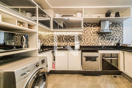 Apartamento para alugar com 124m², 3 quartos e 2 vagasCozinha