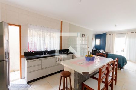 Casa à venda com 200m², 2 quartos e 3 vagasCozinha