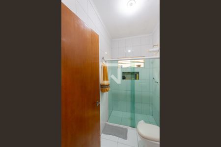 Casa à venda com 200m², 2 quartos e 3 vagasBanheiro