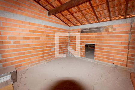 Casa à venda com 200m², 2 quartos e 3 vagasEdícula 