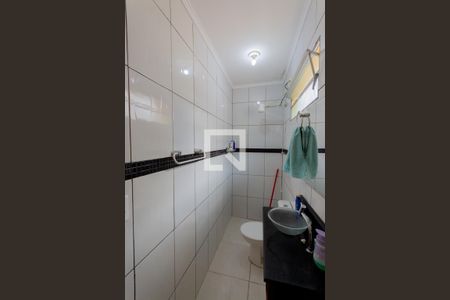 Casa à venda com 200m², 2 quartos e 3 vagasBanheiro da Suíte 