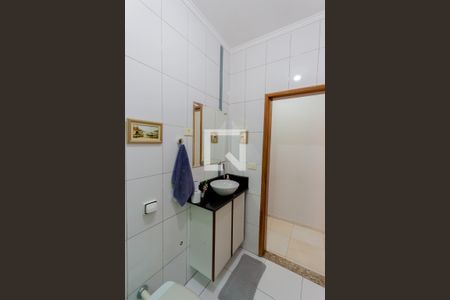 Casa à venda com 200m², 2 quartos e 3 vagasBanheiro