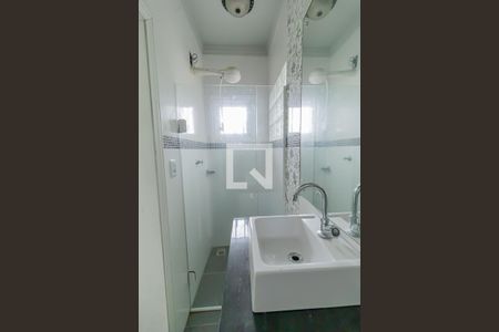 Casa à venda com 409m², 4 quartos e 2 vagasBanheiro 1