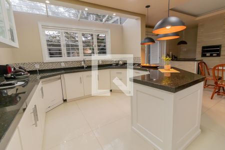 Casa à venda com 409m², 4 quartos e 2 vagasCozinha