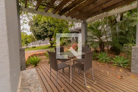 Casa à venda com 409m², 4 quartos e 2 vagasArea externa