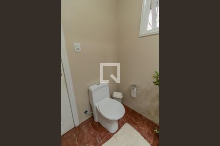 Casa à venda com 409m², 4 quartos e 2 vagasBanheiro 3