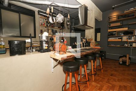 Cozinha de apartamento para alugar com 1 quarto, 80m² em Cerqueira César, São Paulo