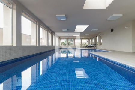 Apartamento à venda com 60m², 2 quartos e 1 vaga Apartamento à venda com 60m², 2 quartos e 1 vagaÁrea comum - Piscina