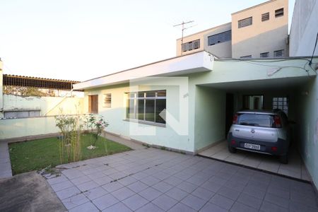 Casa à venda com 140m², 1 quarto e 3 vagasGaragem