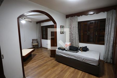 Casa à venda com 140m², 1 quarto e 3 vagasCloset