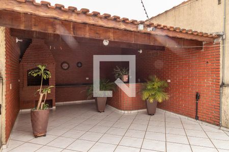 Casa à venda com 268m², 3 quartos e 6 vagasQuintal