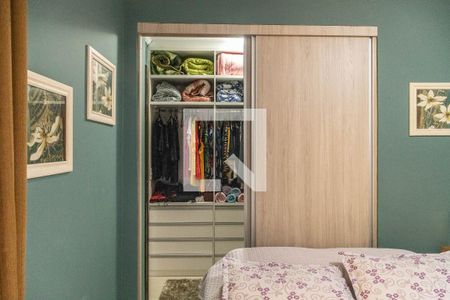 Casa à venda com 268m², 3 quartos e 6 vagasCloset da suíte