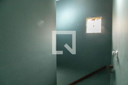 Casa à venda com 268m², 3 quartos e 6 vagasEscada