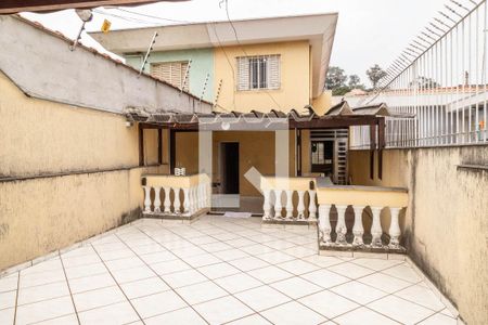 Casa à venda com 268m², 3 quartos e 6 vagasQuintal