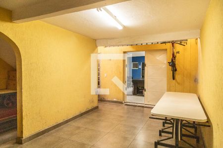 Casa à venda com 268m², 3 quartos e 6 vagasGaragem