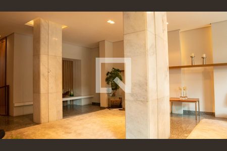 Apartamento à venda com 85m², 2 quartos e 1 vaga Apartamento à venda com 85m², 2 quartos e 1 vagaHall de entrada