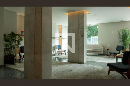 Apartamento à venda com 85m², 2 quartos e 1 vaga Apartamento à venda com 85m², 2 quartos e 1 vagaHall de entrada