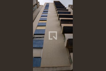 Apartamento à venda com 85m², 2 quartos e 1 vaga Apartamento à venda com 85m², 2 quartos e 1 vagaFachada