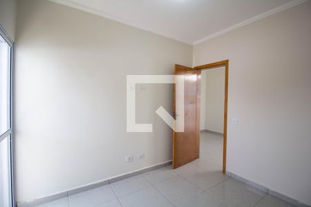 Quarto 1 de apartamento para alugar com 2 quartos, 44m² em Vila Jacuí, São Paulo