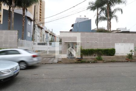 Casa de condomínio para alugar com 89m², 3 quartos e 1 vagaFachada