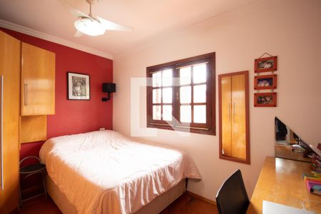 Casa à venda com 200m², 4 quartos e 6 vagas Casa à venda com 200m², 4 quartos e 6 vagasQuarto 3