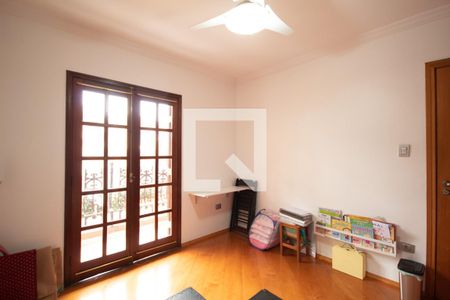 Casa à venda com 200m², 4 quartos e 6 vagas Casa à venda com 200m², 4 quartos e 6 vagasQuarto 2