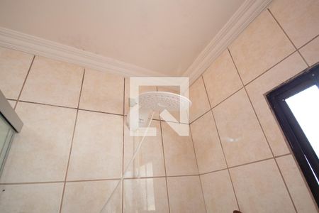 Casa à venda com 200m², 4 quartos e 6 vagas Casa à venda com 200m², 4 quartos e 6 vagasBanheiro da Suíte