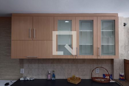 Apartamento à venda com 205m², 4 quartos e 3 vagas Apartamento à venda com 205m², 4 quartos e 3 vagasCozinha - Armários