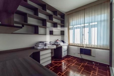 Apartamento à venda com 205m², 4 quartos e 3 vagas Apartamento à venda com 205m², 4 quartos e 3 vagasQuarto 2