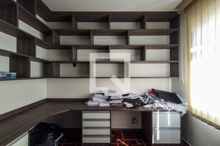 Apartamento à venda com 205m², 4 quartos e 3 vagas Apartamento à venda com 205m², 4 quartos e 3 vagasQuarto 2