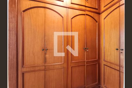 Apartamento à venda com 321m², 4 quartos e 2 vagasCloset da suíte