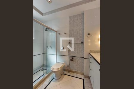 Apartamento à venda com 321m², 4 quartos e 2 vagasBanheiro da Suíte